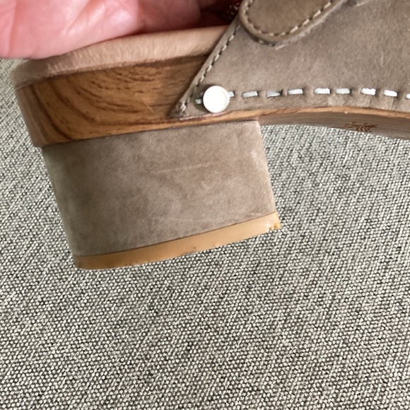 Dansko Women's Beige Buckle Mules - Picture 6 of 11